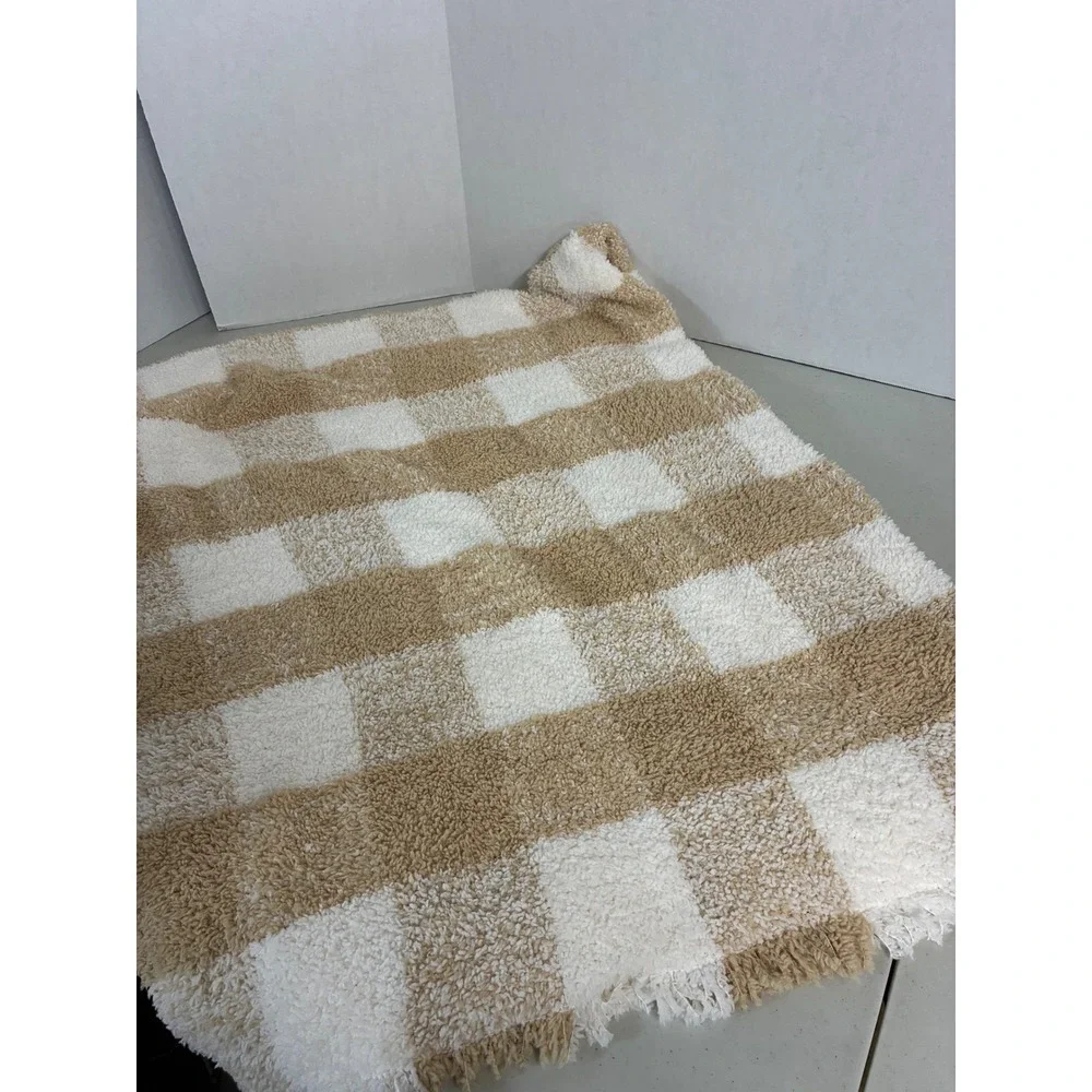 Room Essentials Tan White Checkered Plush Throw Blanket Fringed‎
